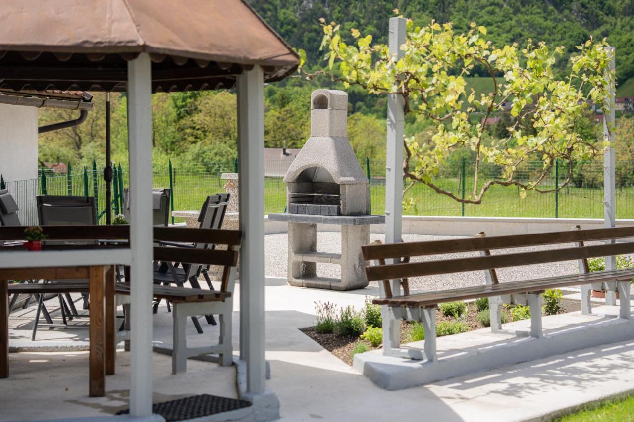 Relax House Soca Guest House Bovec Ngoại thất bức ảnh